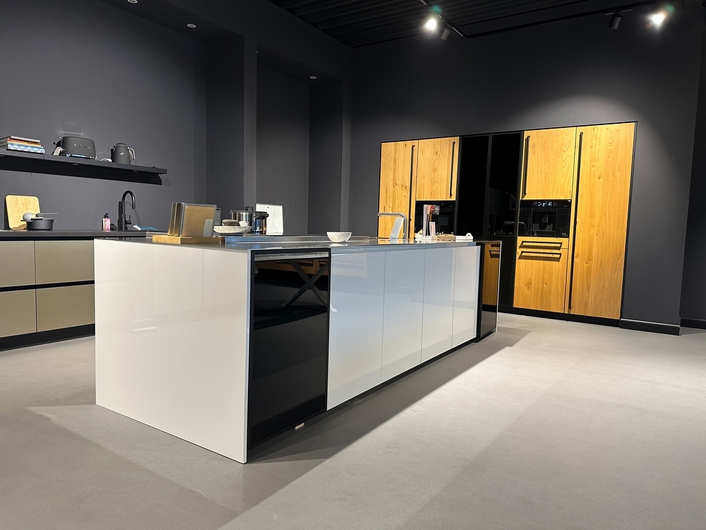Keukenbedrijf Heerenveen - showroom2 Keukenbedrijf Heerenveen - showroom2